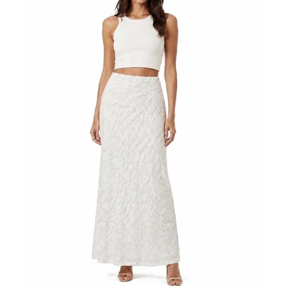 babyboo Dresses & Skirts - NWT Babyboo Myra Maxi Skirt Ivory Floral Women's Size M